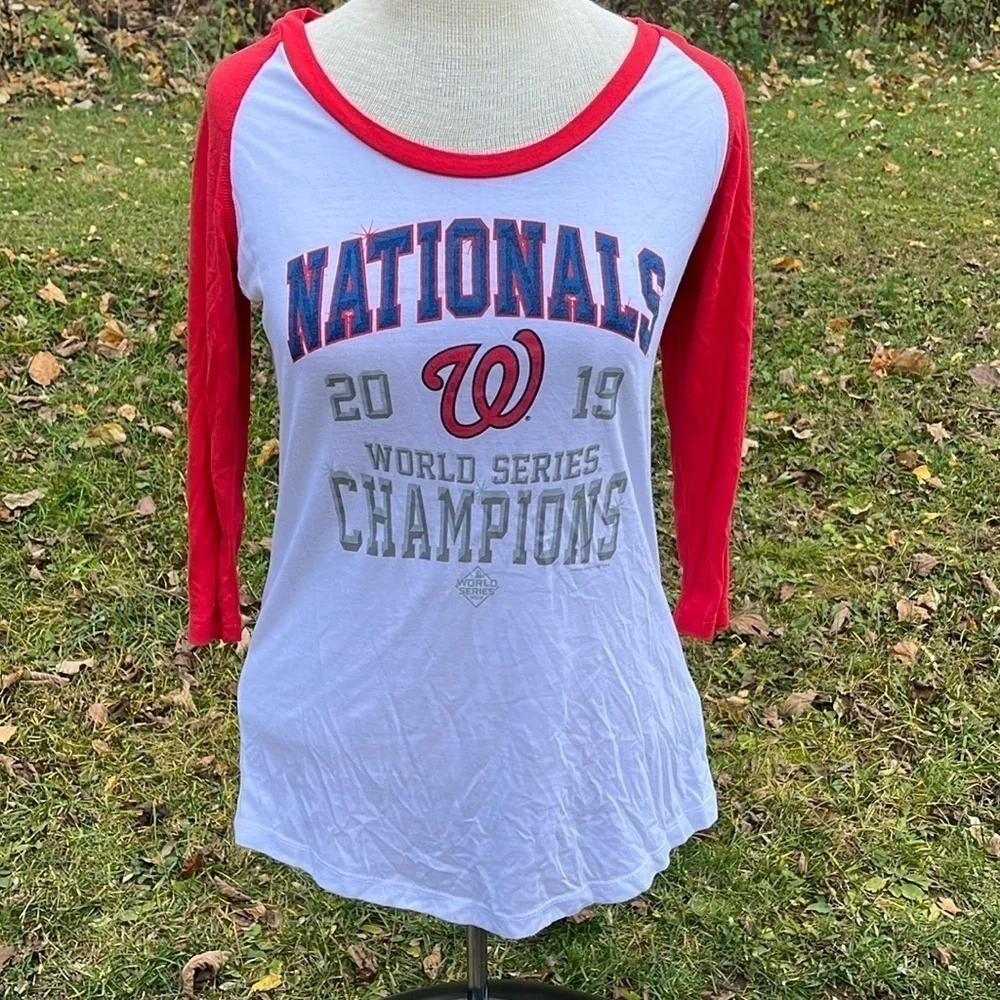 Genuine Merchandise Nationals World Series Champions baseball tee, red/white